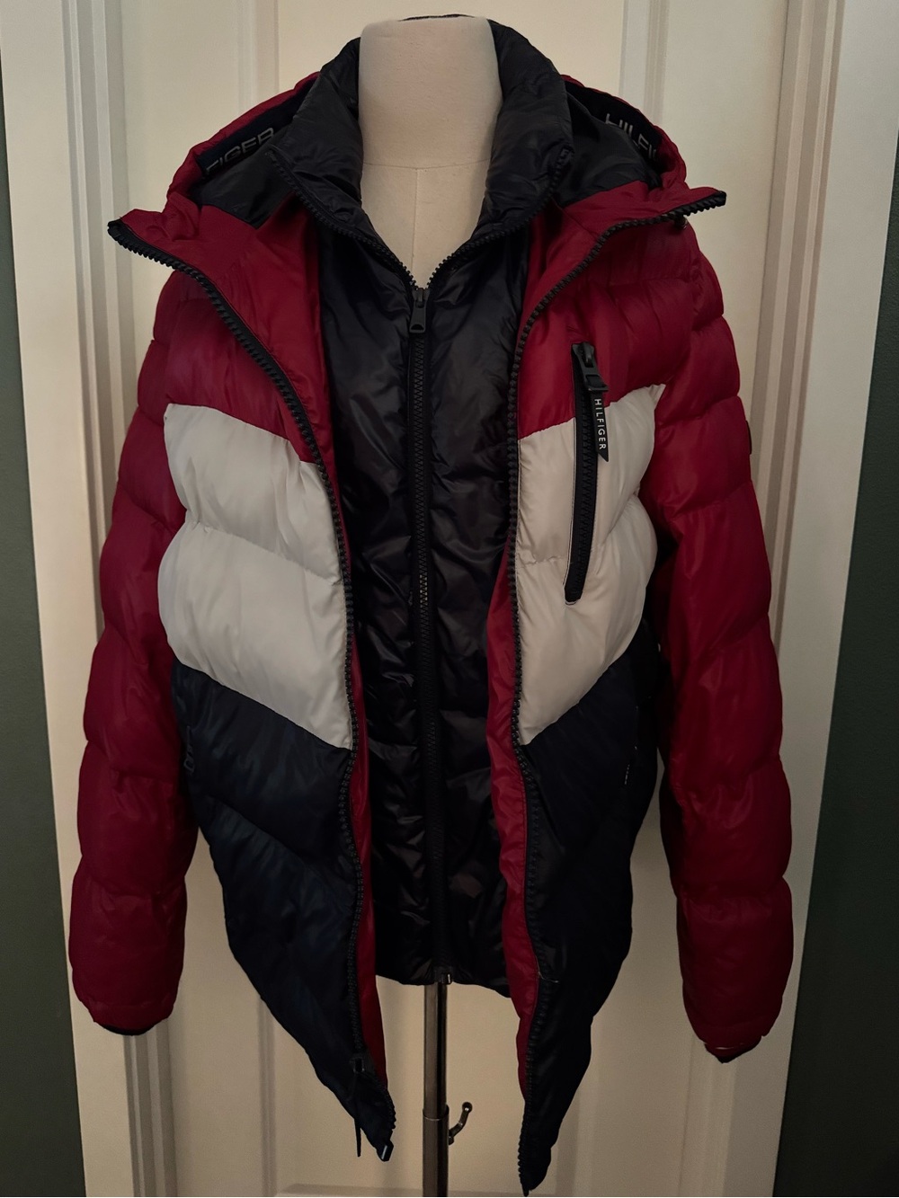 Tommy Hilfiger Men's Red, White & Blue Colorblock Puffer Jacket